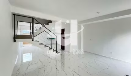 Casa com 2 quartos à venda, 180 m² por R$ 420.000