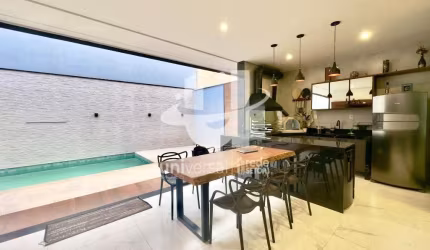 Casa com 4 quartos à venda, 340 m² por R$ 2.690.000 - Estrela Alta - Juiz de Fora/MG