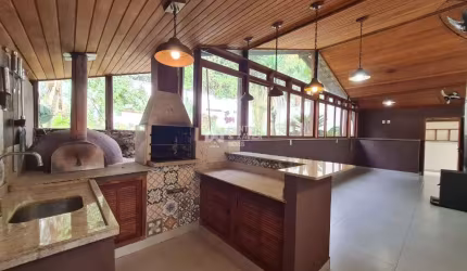 Casa com 4 quartos à venda, 167 m² por R$ 839.000 - Colinas do Imperador - Juiz de Fora/MG