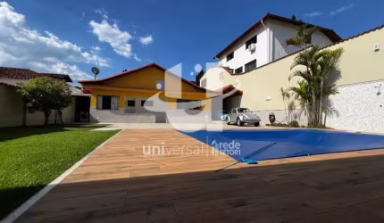 Casa de alto padrão