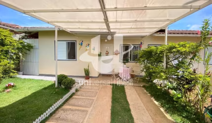 Linda Casa em Condominio!!!!!