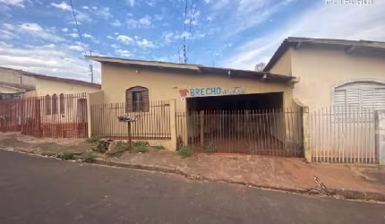 Oportunidade!! Casa 02 dormitórios, valor diferenciado. VENDA ABAIXO DO VALOR DE MERCADO!