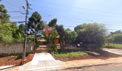 Oportunidade!! Casa 02 dormitórios, com amplo terreno, valor diferenciado. VENDA ABAIXO DO VALOR DE MERCADO!