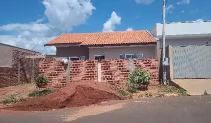 Oportunidade!! Casa 03 dormitórios, valor diferenciado. VENDA ABAIXO DO VALOR DE MERCADO!