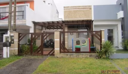 Oportunidade!! Casa 03 dormitórios, valor diferenciado. VENDA ABAIXO DO VALOR DE MERCADO!