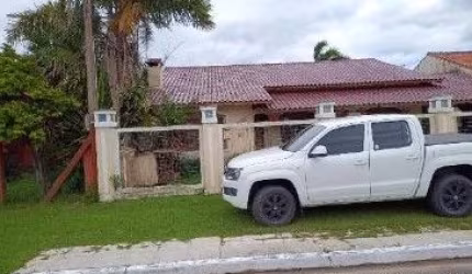 Oportunidade!! Casa 03 dormitórios, valor diferenciado. VENDA ABAIXO DO VALOR DE MERCADO!