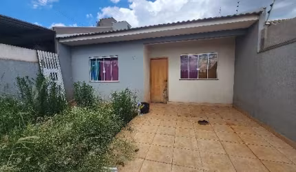 Oportunidade!! Casa 02 dormitórios, valor diferenciado. VENDA ABAIXO DO VALOR DE MERCADO!