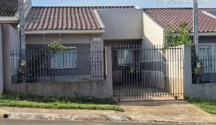 Oportunidade!! Casa 02 dormitórios, valor diferenciado. VENDA ABAIXO DO VALOR DE MERCADO!