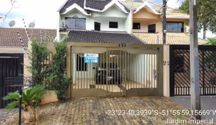 Oportunidade!! Sobrado 03 dormitórios, valor diferenciado. VENDA ABAIXO DO VALOR DE  MERCADO!
