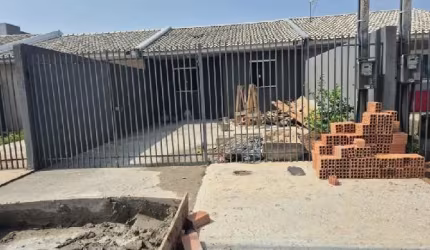 Oportunidade!! Casa 02 dormitórios, valor diferenciado. VENDA ABAIXO DO VALOR DE MERCADO!