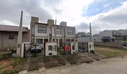 Oportunidade!! Sobrado 02 dormitórios, valor diferenciado. VENDA ABAIXO DO VALOR DE MERCADO!