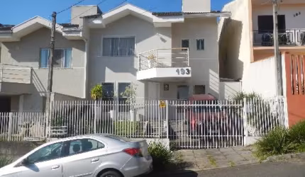 Oportunidade! Sobrado 03 dormitórios, valor diferenciado. VENDA ABAIXO DO VALOR DE MERCADO!