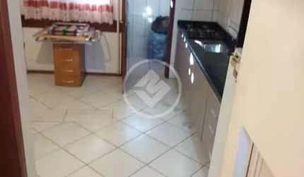 Casa 2 dormitórios em Real Parque Sã0 José SC