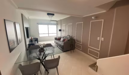 Apartamento Duplex com Vista para o Mar