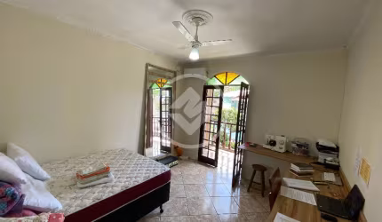 Casa com 4 quartos à venda na Rua Eugênio Portela, 372, Barreiros, São José, 242 m2 por R$ 1.100.000