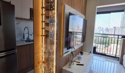 Apartamento com 2 dormitórios à venda, 48 m² com 1 vaga coberta e livre