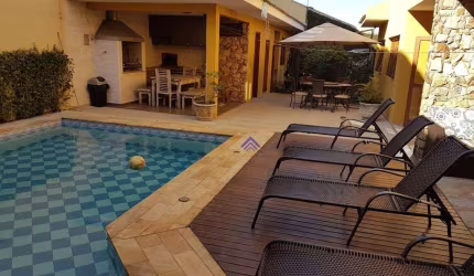 CASA A VENDA NO PARQUE DOS PRINCÍPES - SP