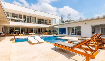 Sobrado com 4 dormitórios, 1500 m² - venda por R$ 22.000.000,00 ou aluguel por R$ 152.465,00/mês - Tamboré - Barueri/SP