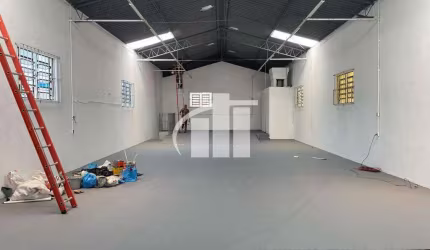 Salão Comercial com 220 m² !!!! - Cód.: 2660 -