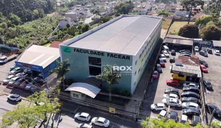 Excelente imóvel comercial de 4.238m² de área construída no bairro Orleans