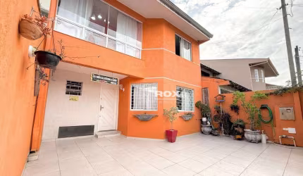Sobrado Triplex, 3 quartos e edícula a venda - Curitiba - PR