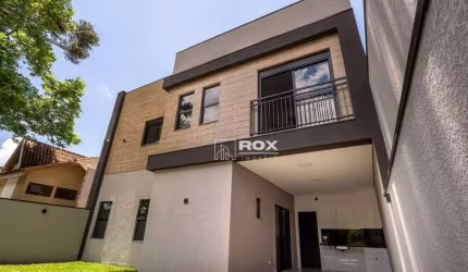Sobrado com 3 quartos à venda, 139 m² por R$ 995.000 - Santa Cândida - Curitiba/PR