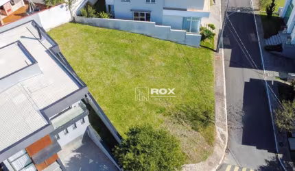 Terreno de esquina em Condomínio, a venda - Santa Felicidade, Curitiba-PR