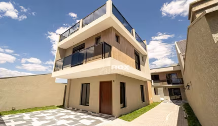 Sobrado com 3 quartos à venda, 190 m² por R$ 964.990 - Xaxim - Curitiba/PR