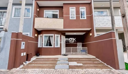 Sobrado com 3 quartos à venda, 101 m² - Fazendinha - Curitiba/PR