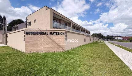 Sobrado novo duplex com 3 quartos em Santa Felicidade - Curitiba/PR
