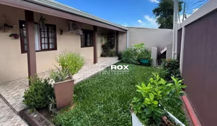 Casa térrea com 3 quartos à venda, 120 m² por R$ 535.000 - Capão da Imbuia - Curitiba/PR