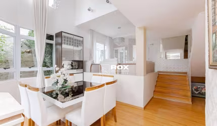 Casa em condomínio fechado com 3 suítes e piscina para locação, 290 m² por R$ 11.500,00 - São Lourenço, Curitiba/PR