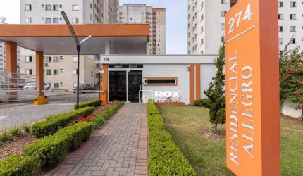 Apartamento com 2 quartos à venda, 48 m² por R$ 320.000 - Pinheirinho, Curitiba/PR
