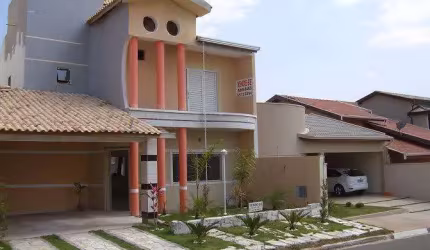 Casa com 3 quartos à venda- Condomínio Flamboyant - Hortolândia/SP