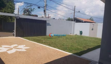 Casa com 3 dormitórios à venda, 140 m² por R$ 750.000,00 - Loteamento Adventista Campineiro - Hortolândia/SP