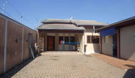 Casa com 2 dormitórios à venda, 220 m² por R$ 680.000,00 - Loteamento Remanso Campineiro - Hortolândia/SP