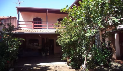 Casa com 3 dormitórios à venda, 241 m² por R$ 500.000,00 - Vila Carlota - Sumaré/SP