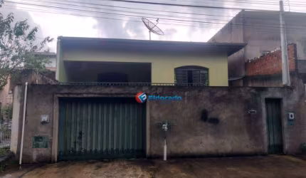 Casa com 2 dormitórios à venda, 216 m² por R$ 600.000,00 - Jardim Santa Clara do Lago II - Hortolândia/SP