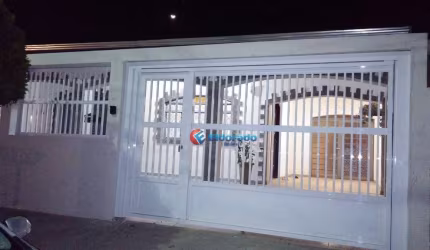 Casa 3 quartos, terreno 250 m², construção 220 m² por R$ 500.000 - Jardim Maria Antonia - Sumaré/SP.