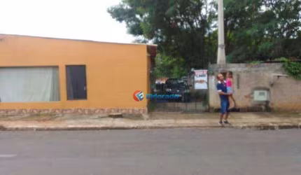 Casa com 1 dormitório à venda, 125 m² por R$ 180.000 - Vila Real - Hortolândia/SP