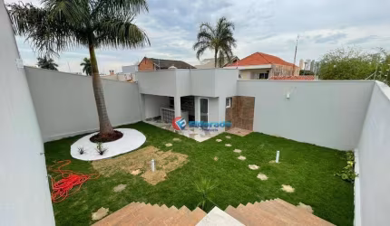 Casa com 4 dormitórios à venda, 220 m² por R$ 1.280.000,00 - Chácara Machadinho I - Americana/SP