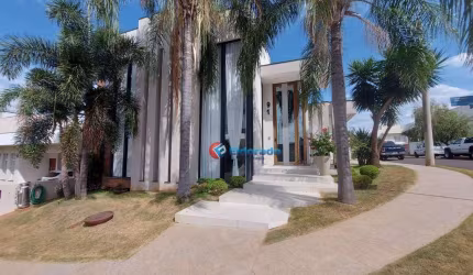Imponente sobrado de esquina à venda, 314 m² no Residencial Portal do Lago em Sumaré