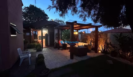 Casa com 3 dormitórios à venda, 280 m² por R$ 2.100.000,00 - Condomínio Residencial Terras do Caribe - Valinhos/SP