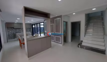 Casa com 3 dormitórios à venda, 210 m² por R$ 1.700.000 - Condomínio Royal Garden - Paulínia/SP
