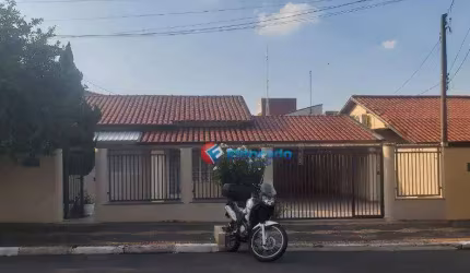 Casa com 3 dormitórios à venda, 192 m² por R$ 724.000,00 - Parque Franceschini - Sumaré/SP