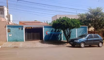 Casa com 3 dormitórios à venda, 102 m² por R$ 360.000 - Vila San Martin (Nova Veneza) - Sumaré/SP