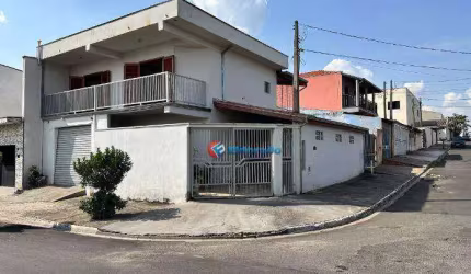 Casa com 3 quartos à venda, 207 m² por R$ 490.000 - Parque Residencial Virginio Basso - Sumaré/SP