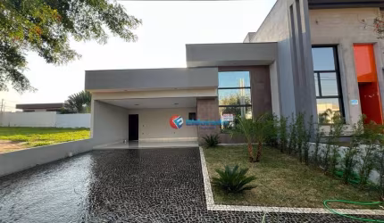 Casa com 3 quartos  à venda, 153 m² por R$ 1.160.000 - Parque Olívio Franceschini - Hortolândia/SP