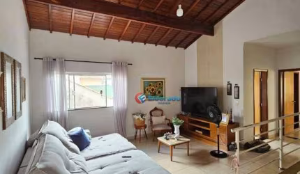 Casa com 4 quartos à venda, 185 m² por R$ 780.000 - Centro - Santa Bárbara D'Oeste/SP