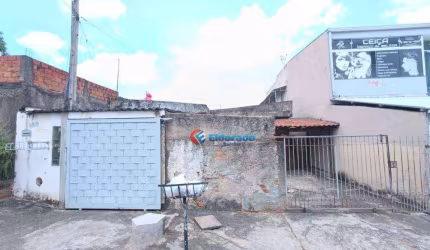 2 casas com 4 quartos e 2 banheiros, Jardim Paulista/SP